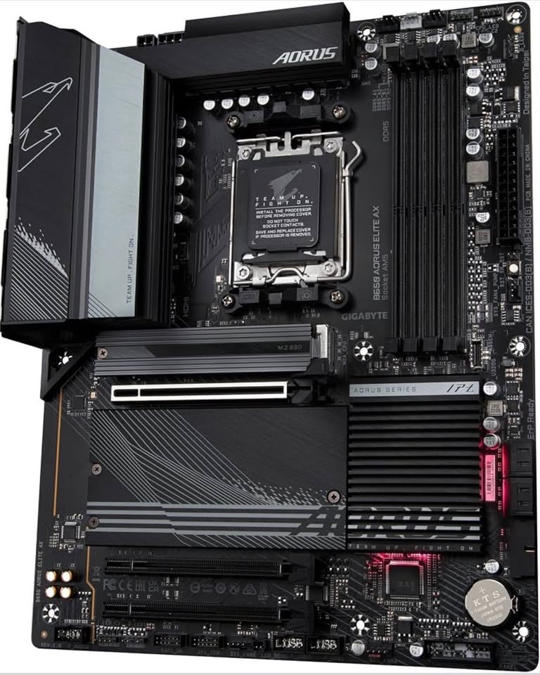 🔥 GIGABYTE B650 AORUS Elite AX – OPEN BOX, FULL KIT – $80 FIRM