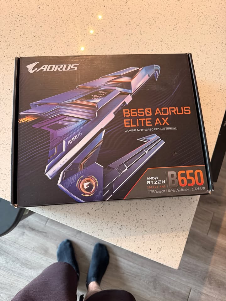 🔥 GIGABYTE B650 AORUS Elite AX – OPEN BOX, FULL KIT – $80 FIRM