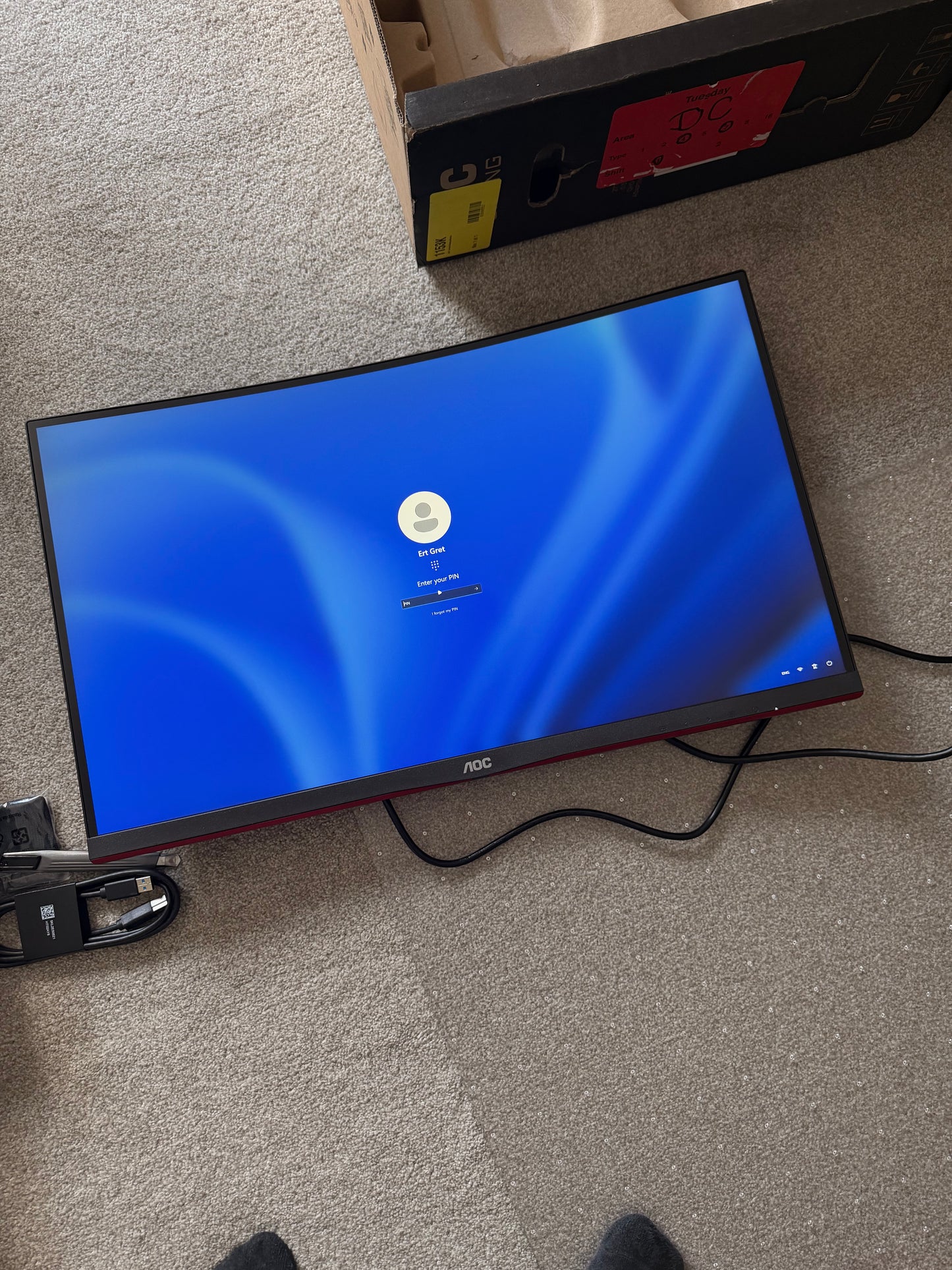 🔥 AOC CQ27G4ZH 27" Curved Gaming Monitor QHD 300Hz (2K, 1500R) – OPEN BOX, LIKE NEW – ALL ACCESSORIES!